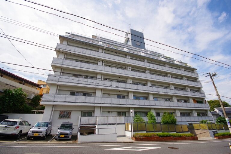 日商岩井弥生町マンション　外観-3